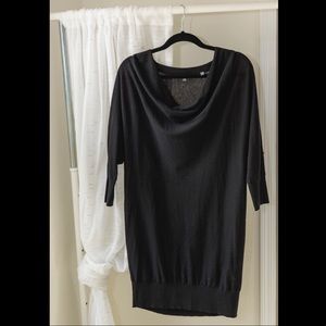 🎱VINCE boatneck, three quarter sleeved dress!